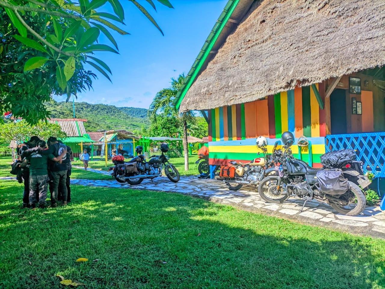 4 Pohon - Les 4 Arbres Bed & Breakfast Pandang Luaran gambar
